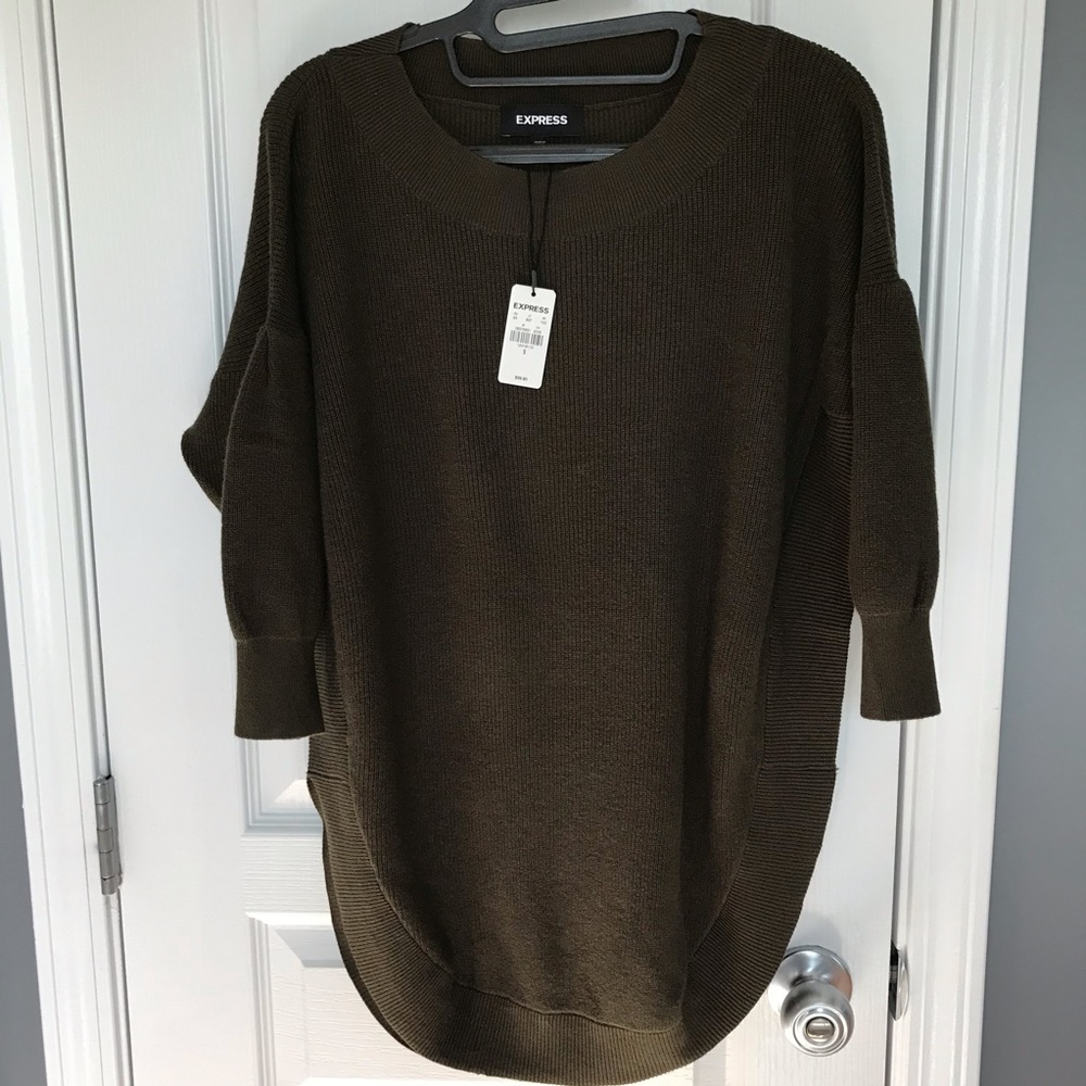 NWT! Express Circle Hem Tunic Sweater